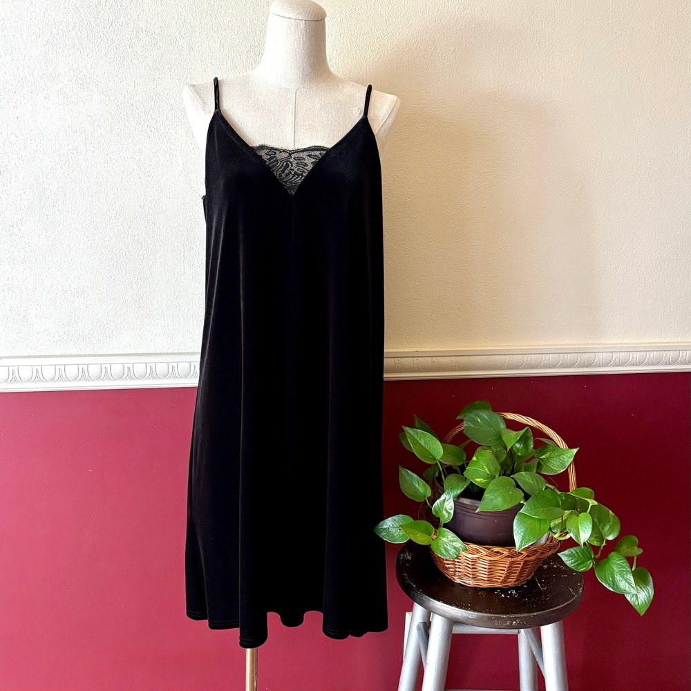 Vintage F&F Black Stretch Velvet Slip Dress Size 8 Lace Trim Spaghetti Strap Y2K